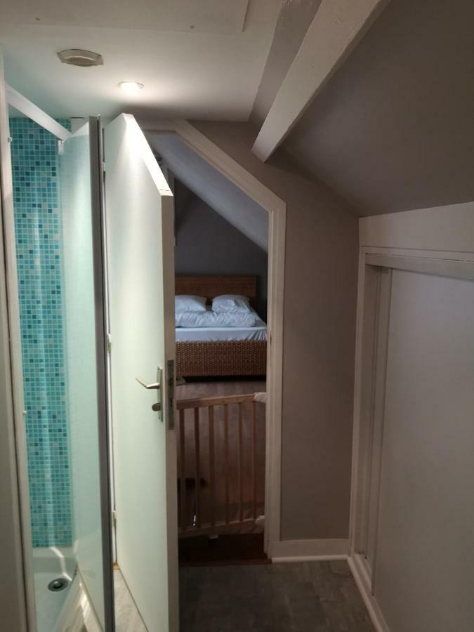 Gite Les Hunieres Fourneville Exterior foto